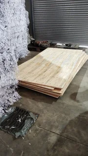 Shutterply Boardspineply Boards 2440x1220 18mm r3990768700987