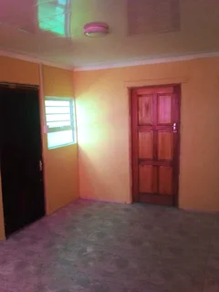 Separate entrance for rent in Ravensmead