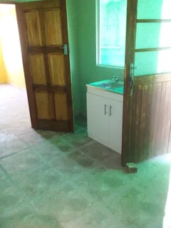 Separate entrance for rent in Ravensmead