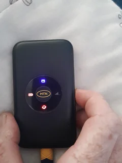 Portable MTN wifi router R150 neg