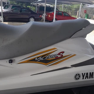 Three Jetskis, VX 700s Yamaha 2 strokes.