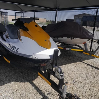 Three Jetskis, VX 700s Yamaha 2 strokes.