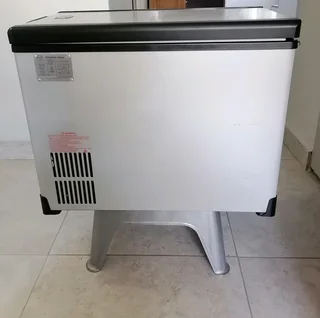 Camping Fridge/Freezer 42L