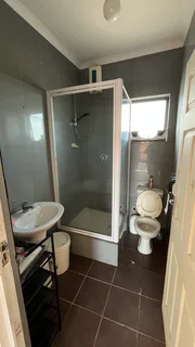 Flat to let in Reservoir Hills