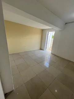 2 bedroom flatlet to rent in Zeekoevlei