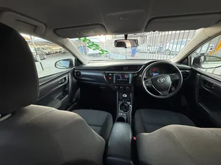 White Toyota Corolla 1.8 Prestige with 62600km available now!