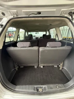 Silver Toyota Avanza 1.3 sx!