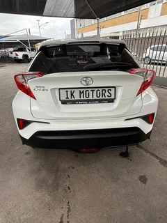 2020 TOYOTA CHR. PERFECT FAMILY VEHICLE. FINANCE WITH LOW INSTALLMENT