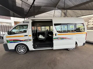 2023 TOYOTA QUANTUM DIESEL 16 SEATER PERFECT FOR BUSINESS!! CALL TODAY