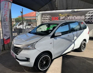 2017 Toyota Avanza 7-seater for sale. Cash offers welcome. Perfect for business!!!