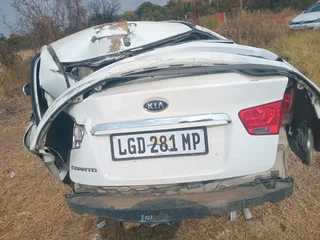 kia cerato 2014 hatchback