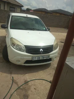 2014 Renault Sandero Hatchback