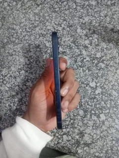 Phone - Ad posted by Zahrah Hassen