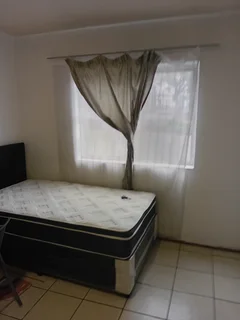 Flat - Ad posted by Makgetha Paepae