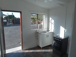 New Bachelor Flats to Rent in Primrose