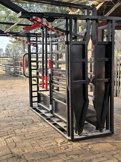 2025 cattle crash crate