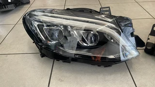 Mercedes Benz 166 ML headlight