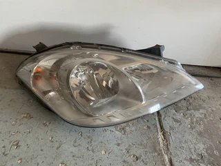 Mercedes Benz w169 a class 2010  headlight