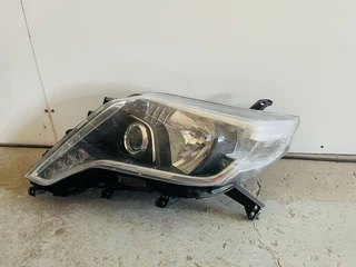 Toyota land cruiser prado suv 150 headlight