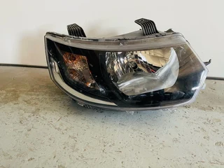 Mahindra kuv100 headlight