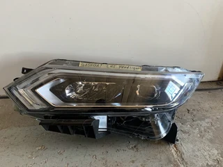 Nissan qashqai led headlight 2017 2021