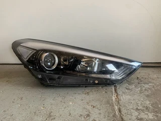 Hyundai tucson headlight 2016 2018