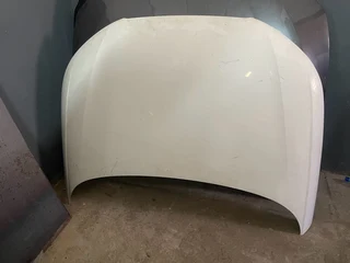 Audi a1 bonnet  2014