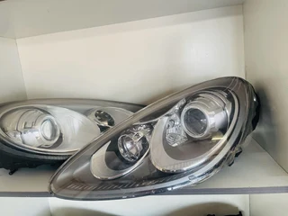 Porsche cayenne headlight 2011 2014