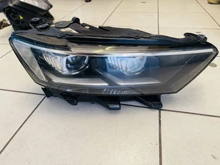 Vw t roc headlight