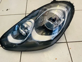 Porsche cayenne 958 92a xenon headlight 2015 2018