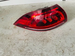 Mercedes benz GLE 167 taillights