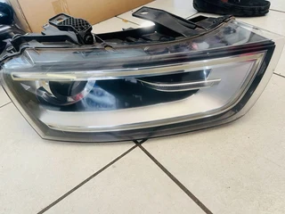 Audi q3 headlight 2014