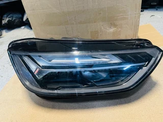 Audi Q5 80A headlights