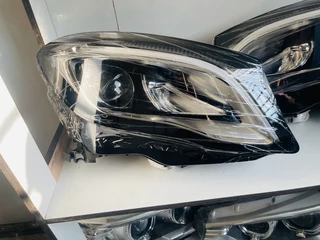 Mercedes benz GLA facelift headlight