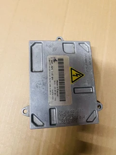 Mercedes C-Class W204 Xenon Headlight Headlamp Ballast Control Unit 130732912802