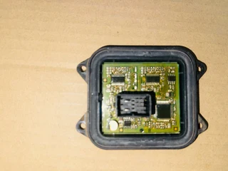 Bmw E90/ E91/ E92/ E70/ E71/e72 Oem  Ahl Adaptive Module Control Unit