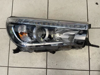 Toyota Hilux Gd6 Headlight