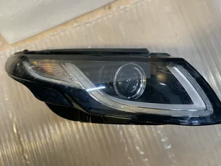 Range Rover Evoque 2016 LH xenon Headlight