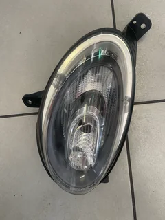 Fiat 500X front headlight