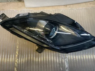 Jaguar F-Type headlight