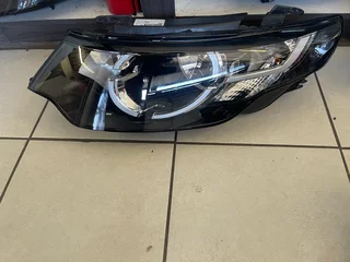 Land Rover Discovery Sport L550 halogen (normal) headlight