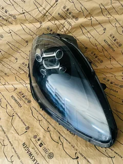 Porsche Macan headlight