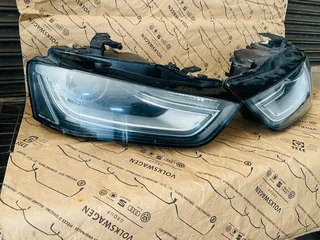 Audi A4 B8 facelift headlight