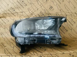 Ford Ranger T8 headlight