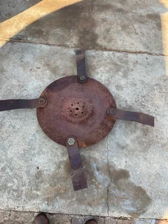 Slasher ring complete with cutting blades