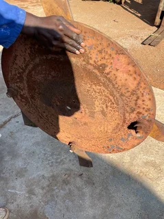 Slasher ring complete with cutting blades