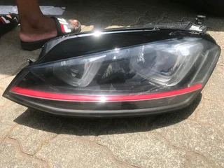 Volkswagen Golf 7 GTI Left and Right headlight
