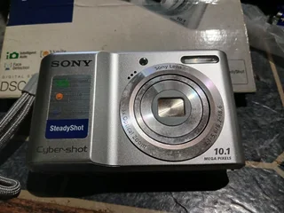 SONY DSC S1900 CAMERA