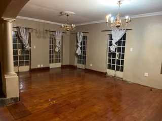 LARGE HOME TO RENT (Gerdview - Primrose)