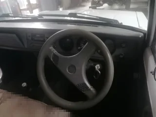 2004 Nissan 1400 Single Cab